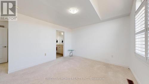 2885 Foxden Square, Pickering, ON - Indoor Photo Showing Other Room