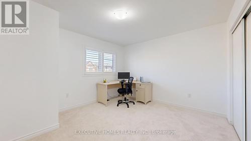 2885 Foxden Square, Pickering, ON - Indoor Photo Showing Office
