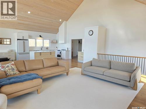 31 Willow Lane, Diefenbaker Lake, SK - Indoor Photo Showing Living Room