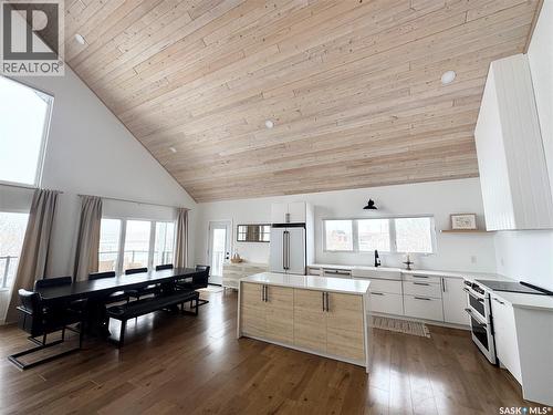 31 Willow Lane, Diefenbaker Lake, SK - Indoor Photo Showing Kitchen