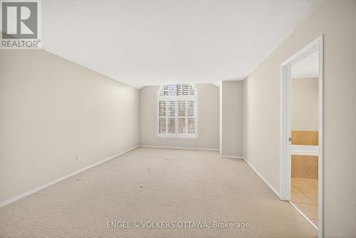 180 Lanark Avenue, Ottawa, ON - Indoor Photo Showing Other Room