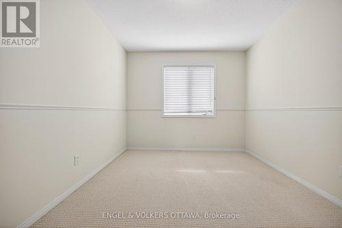 180 Lanark Avenue, Ottawa, ON - Indoor Photo Showing Other Room