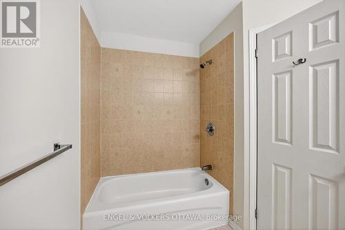 180 Lanark Avenue, Ottawa, ON - Indoor Photo Showing Bathroom