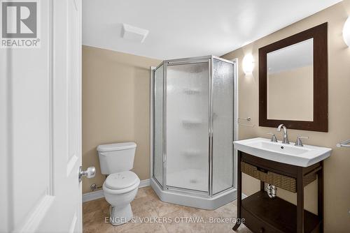 180 Lanark Avenue, Ottawa, ON - Indoor Photo Showing Bathroom