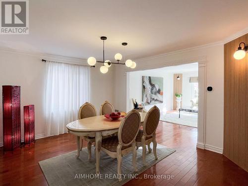 8 Cygnus Drive, Richmond Hill, ON - Indoor Photo Showing Dining Room