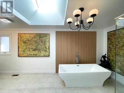 8 Cygnus Drive, Richmond Hill, ON - Indoor