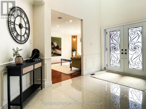 8 Cygnus Drive, Richmond Hill, ON - Indoor Photo Showing Other Room