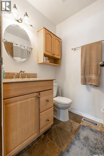118 Shea Crescent, Saskatoon, SK - Indoor Photo Showing Bathroom