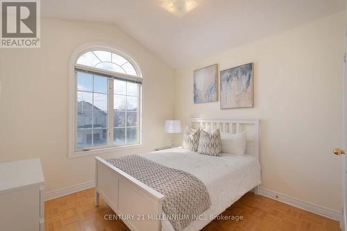 5869 Yachtsman Cross, Mississauga, ON - Indoor Photo Showing Bedroom