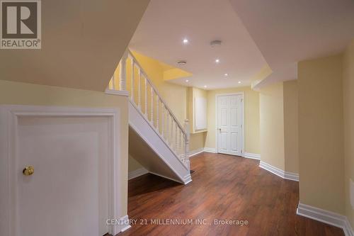 5869 Yachtsman Cross, Mississauga, ON - Indoor Photo Showing Other Room