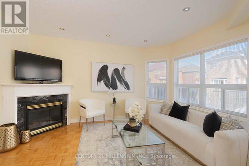 5869 Yachtsman Cross, Mississauga, ON - Indoor Photo Showing Living Room With Fireplace