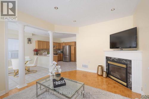 5869 Yachtsman Cross, Mississauga, ON - Indoor Photo Showing Living Room With Fireplace