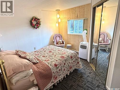 1&2 Lakeview Avenue, Jackfish Lake, SK 