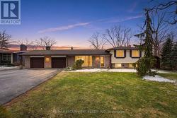 1 THORNCREST BOULEVARD  Hamilton, ON L9H 7L1