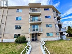803 FAIRVIEW Road Unit# 211 Penticton, BC V2A 5Y7