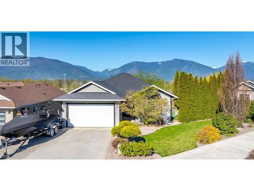 235 3rd Avenue S  Creston, BC V0B 1G3