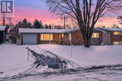 26 SOLVA DRIVE  Ottawa, ON K2H 5R5
