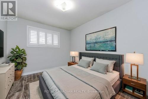 7566 Lockington Crescent, Mississauga, ON - Indoor Photo Showing Bedroom