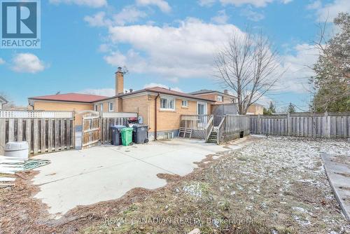 7566 Lockington Crescent, Mississauga, ON - Outdoor