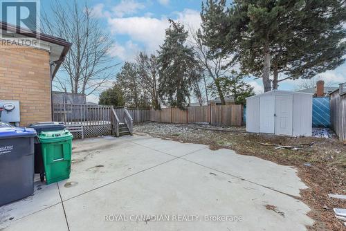 7566 Lockington Crescent, Mississauga, ON - Outdoor