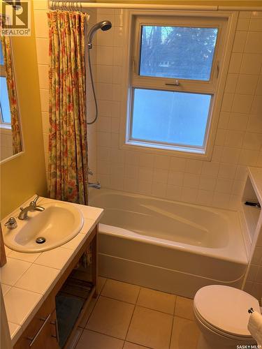 2620 Angus Boulevard, Regina, SK - Indoor Photo Showing Bathroom