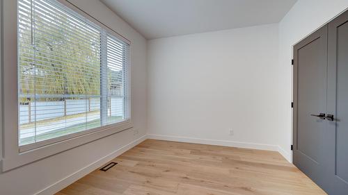 2244 Valleyview Drive, Kamloops, BC - Indoor Photo Showing Other Room