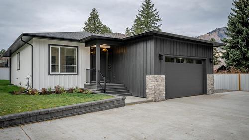 2244 Valleyview Drive  Kamloops, BC V2C 4C7