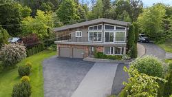 1280 Lakeshore Road Salmon Arm, BC V1E 2V7