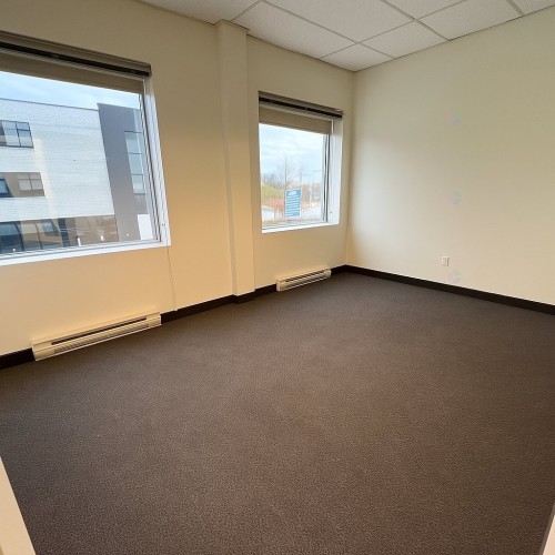 Office - 204C-30 Boul. Taschereau, La Prairie, QC - Indoor Photo Showing Other Room