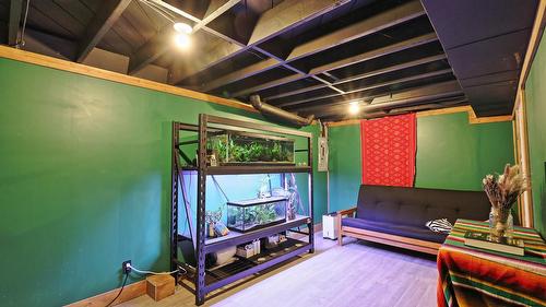 709 5Th Avenue, Kimberley, BC - Indoor