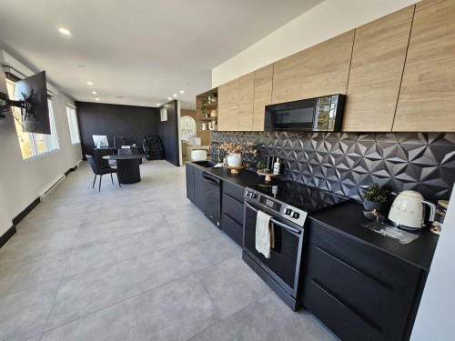 Kitchen - 3651 Mtée Gagnon, Terrebonne (Terrebonne), QC - Indoor Photo Showing Kitchen With Upgraded Kitchen