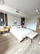 607 - 60 COLBORNE STREET  Toronto, ON M5E 1E3