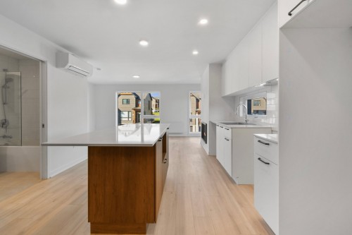 Cuisine - 306-110 Rue De Joliette, Bromont, QC - Indoor Photo Showing Kitchen