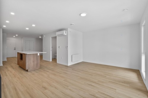 Chambre à coucher - 303-110 Rue De Joliette, Bromont, QC - Indoor Photo Showing Other Room