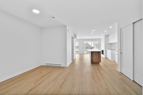 Chambre à coucher - 303-110 Rue De Joliette, Bromont, QC - Indoor Photo Showing Other Room