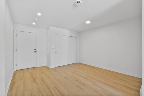 Chambre à coucher - 303-110 Rue De Joliette, Bromont, QC - Indoor Photo Showing Other Room