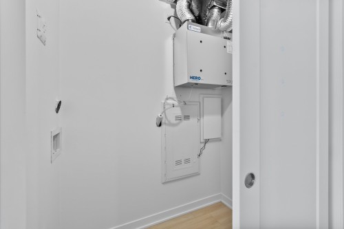 Autre - 303-110 Rue De Joliette, Bromont, QC - Indoor Photo Showing Other Room