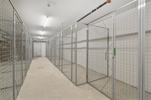 Storage - 207-110 Rue De Joliette, Bromont, QC - Indoor