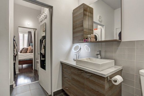 Salle de bains - 2111-479 Av. Mousseau-Vermette, Dorval, QC - Indoor Photo Showing Bathroom