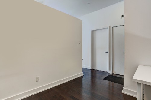 Loft - 2111-479 Av. Mousseau-Vermette, Dorval, QC - Indoor Photo Showing Other Room