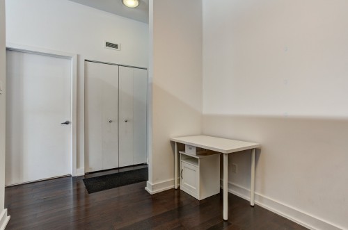 Loft - 2111-479 Av. Mousseau-Vermette, Dorval, QC - Indoor Photo Showing Other Room