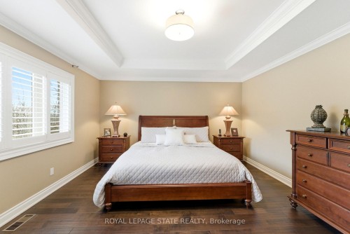 67 Alma Street, Hamilton, ON - Indoor Photo Showing Bedroom