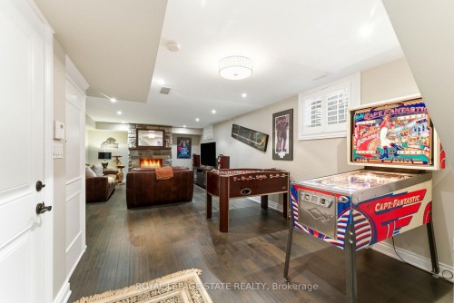 67 Alma Street, Hamilton, ON - Indoor Photo Showing Other Room