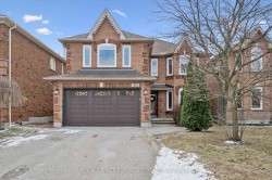 868 Bramble Court  Mississauga, ON L5C 4S1