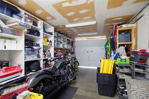 9552 Sharples Rd, Sidney, BC 