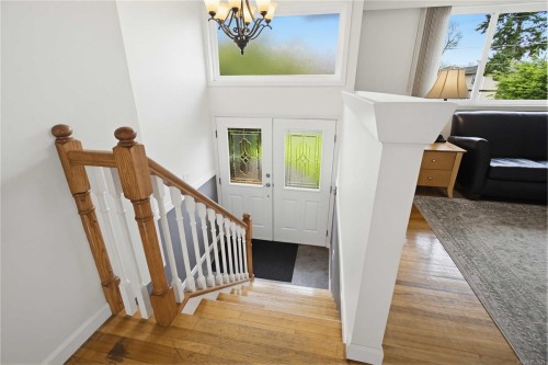 9552 Sharples Rd, Sidney, BC 