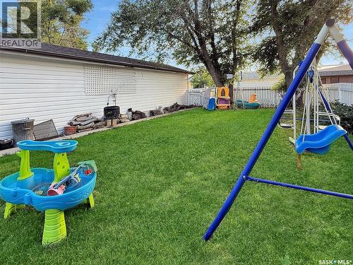 44 5Th Avenue Ne, Swift Current, SK - Outdoor