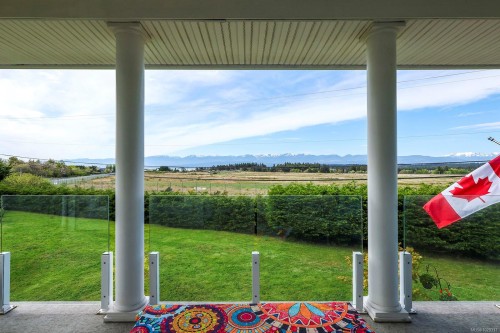 1167 Tara Rd, Comox, BC 