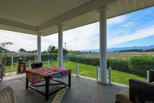 1167 Tara Rd, Comox, BC 