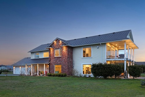 1167 Tara Rd, Comox, BC 